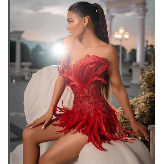 Factory Wholesale Women's Red Feather Strapless High-End Luxury Mini Sexy Boutique Celebrity Cocktail Party Dress