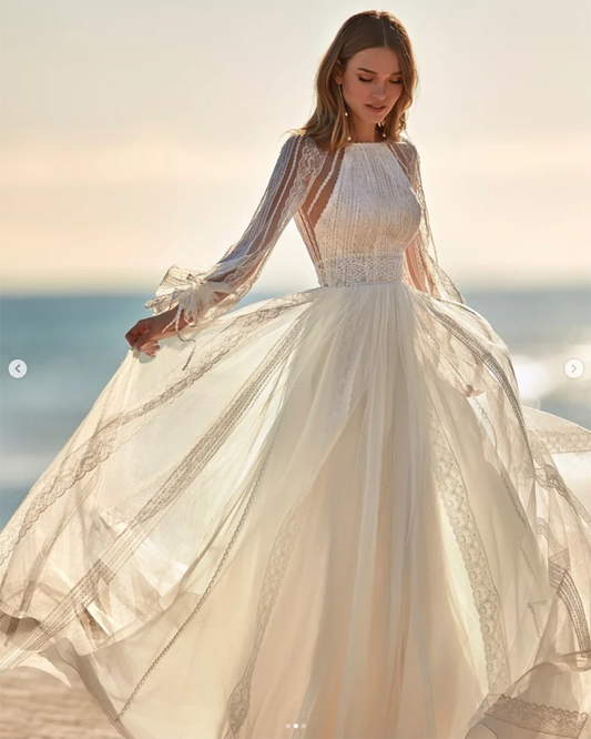 Boho Lace Tulle A-line Wedding Dresses O Neck Long Sleeves Bride Dress Backless Elegant Custom Made Bridal Gown For Women