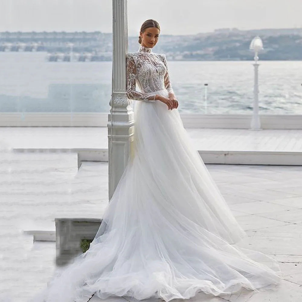 Vintage Wedding Dresses Lace Appliques High Neck Long Sleeves Wedding Gown Princess Bride Dress