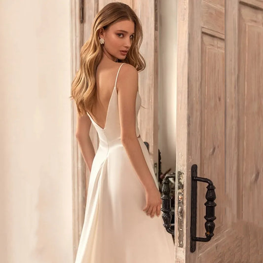Beach Simple Plain White Wedding Dresses for Women V-Neck Spaghetti Straps Backless Bridal Gowns Floor Length vestido de novia
