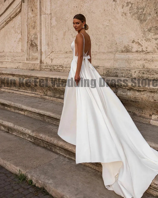 Gorgeous Satin Beach Boho Mopping Wedding Dresses Off Shoulder Sleeveless Sexy Backless V-Neck Bridal Gowns Beautiful A Line