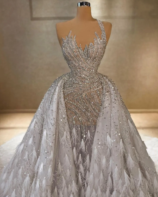 Beaded Ball Gown Wedding Dresses For Women 2024 With Detachable Feathered Train Illusion Tulle Bride Dresses Luxury Bridal Gown