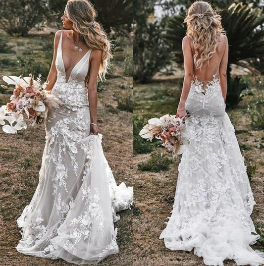 Spaghetti Straps Wedding Dress 2024 Lace Ivory Bridal Dress V Neck Elegant Wedding Gown Appliques Backless Size Custom Made