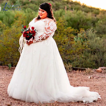 New Plus Size A-Line Bridal Gowns Romantic V-Neck Lace Long Sleeves Wedding Dresses Lace Applique Vestidos De Novia