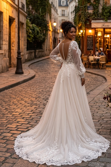 Gorgeous Big-Size Wedding Dresses, Made Just for You