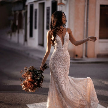 Spaghetti Strap V Neck Wedding Dress Appliques Lace Wedding Gown Mermaid Sexy Bridal Dress Custom Size Charming Bridal Gown