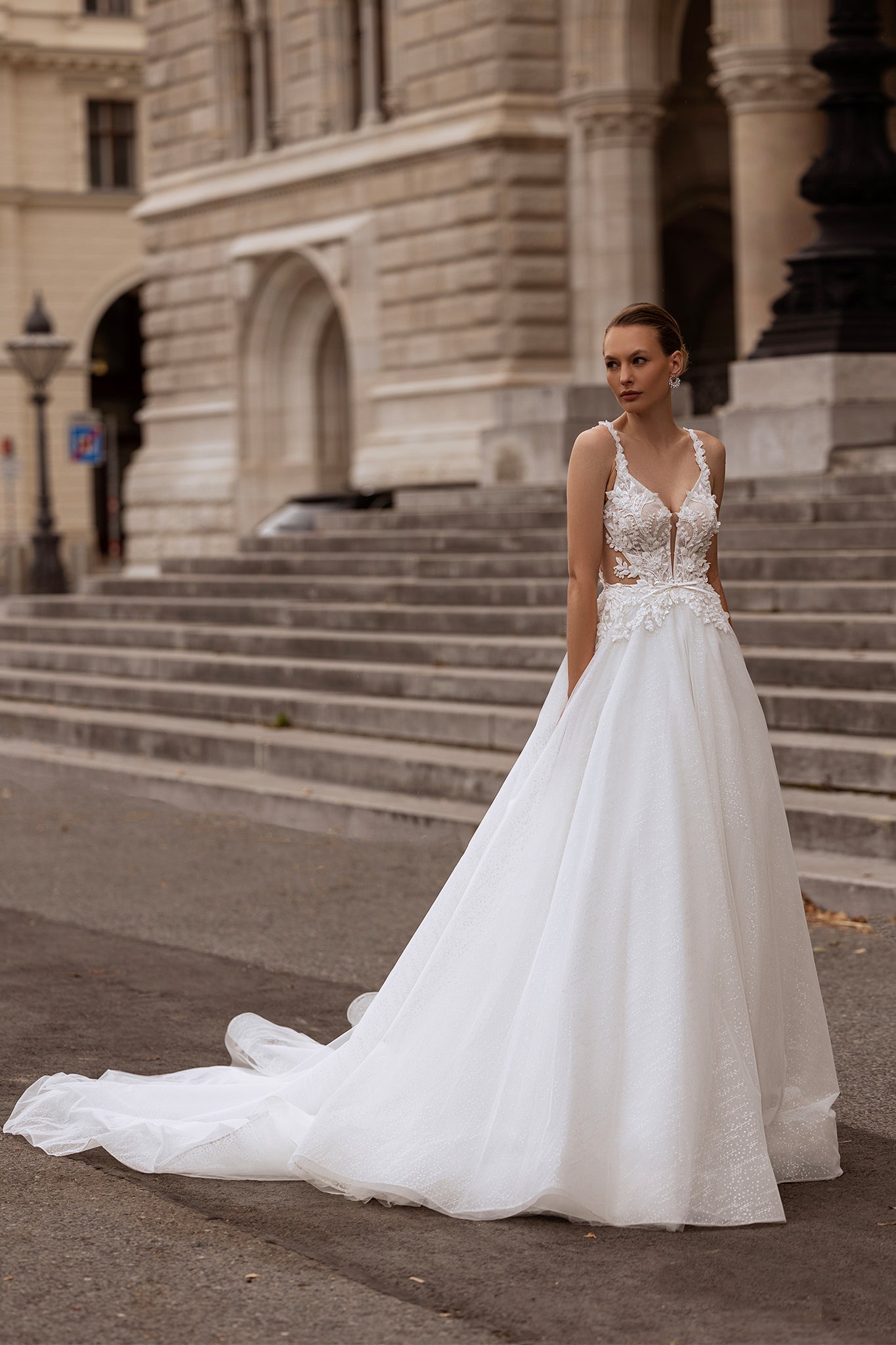 Vestido de novia blanco de lujo