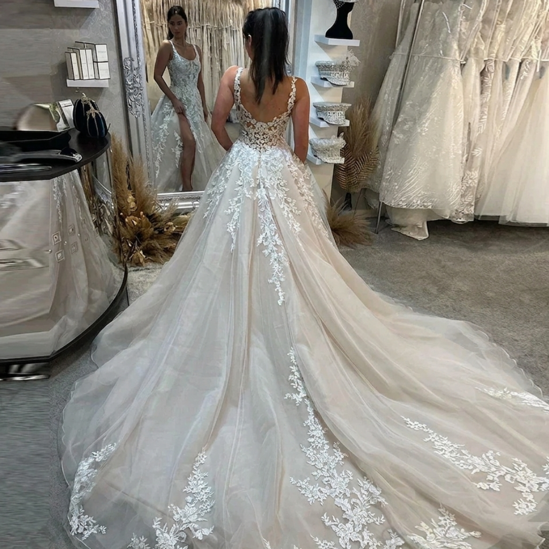 Fashion Lace Applique Wedding Dresses Sweetheart Off Shoulder Sleeveless High Split Elegant Fluffy Princess Style Bridal Gowns