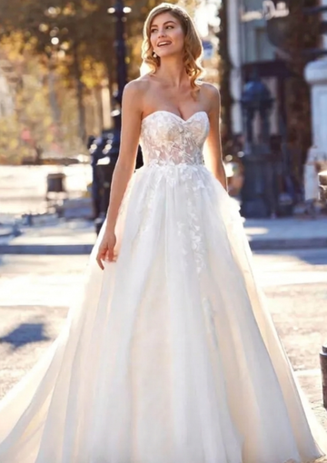 Elegant Strapless Lace Appliques Wedding Dress For Bride Sweetheart Neck Backless Tulle Bridal Gown Robe De Mariée