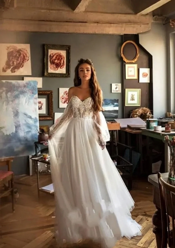 Lace Appliqued Sexy Country Wedding Dresses Sweetheart Long Sleeves Elegant Beach Boho Vintage Wedding Dresses Bridal Gowns