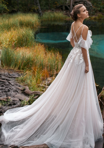 Luxury Off the Shoulder Wedding Dresses V-neck Beading Straps 3D Flowers Appliques Open Back Bridal Gowns Robe de Mariee