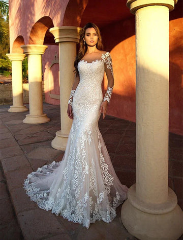 Sexy Lace Mermaid Wedding Dresses Long Sleeves White Vintage Tulle Scoop Neck Luxury Laces Appliqued with Train Bridal Gowns New