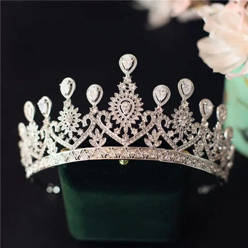 Pageant Prom Tiaras and Crowns Zirconia Crystal Diadem For Bride Headband Headpieces Wedding Accessories Bridal Hair Jewelry