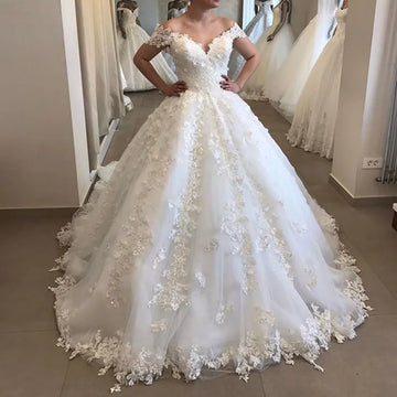 customized Off The Shoulder Puffy Ball Gown Wedding Dress Appliques Tulle V Neck Lace Wedding Gown backless Robe De Mariee