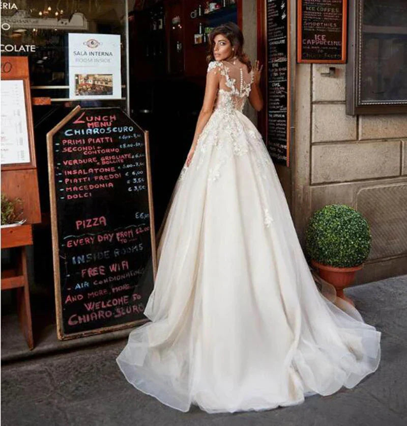 SoDigne Tulle A Line Wedding Dresses Short Sleeves Lace Appliqued Princess Ruffles Wedding Gown African Bridal Dress