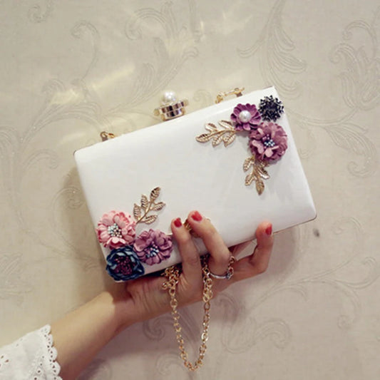 Bolso de noche de cuero de moda para mujeres Cena de fiesta Boda de boda Buiso de flores (blanco)