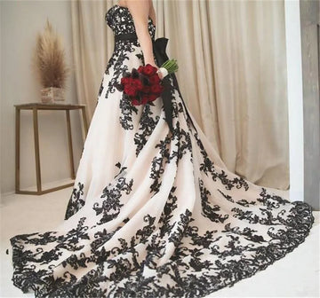 customized Plus Size Wedding Dress Sweetheart Black Lace Wedding Dresses Appliques Tulle Backless Bridal Gowns Vestidos De Novia