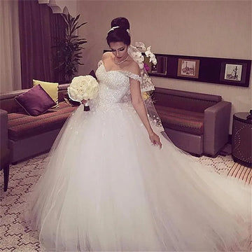Customized Princess Wedding Dresses 2022 Sweetheart Backless Ball Gown Beads Tulle Chapel Train Bridal Gowns Vestido de noiva