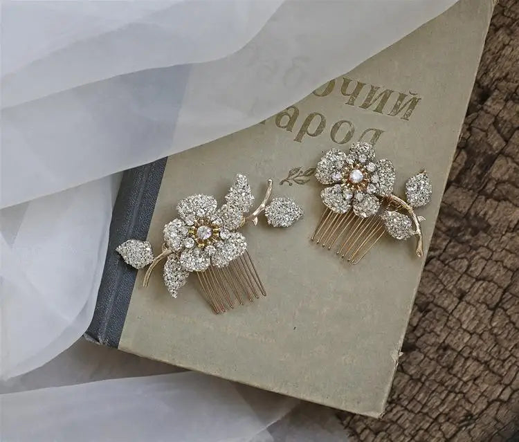 Gold Color Flower Hair Clip Comb Crystal Rhinestones Head Piece Hairpin For Brides Women Bridal Jewelry Wedding Accessories