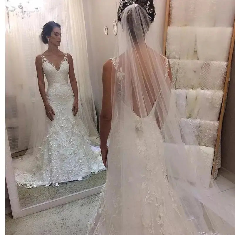 Customized Sexy Backless V Neck Mermaid Wedding Dress Appliqued Lace Elegant Wedding Gown Vestido De Novia Robe De Mariee