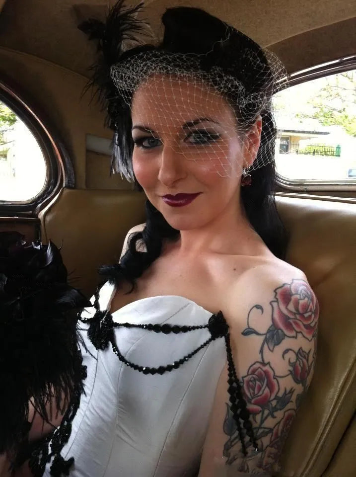 Gothic Mermaid Wedding Dresses Satin Black Applique Sweetheart robes de mariee Vestidos De Novia Backless Bridal Gown customized