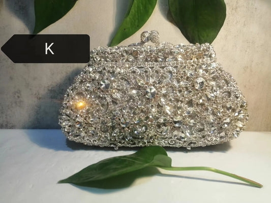 Kadın Gümüş Kristal Akşam Debriyaj Çanta Taşları Çiçek Çanta Zincir Düğün Rhinestones Metal Debriyajları Minaudiere Cüzdanlar