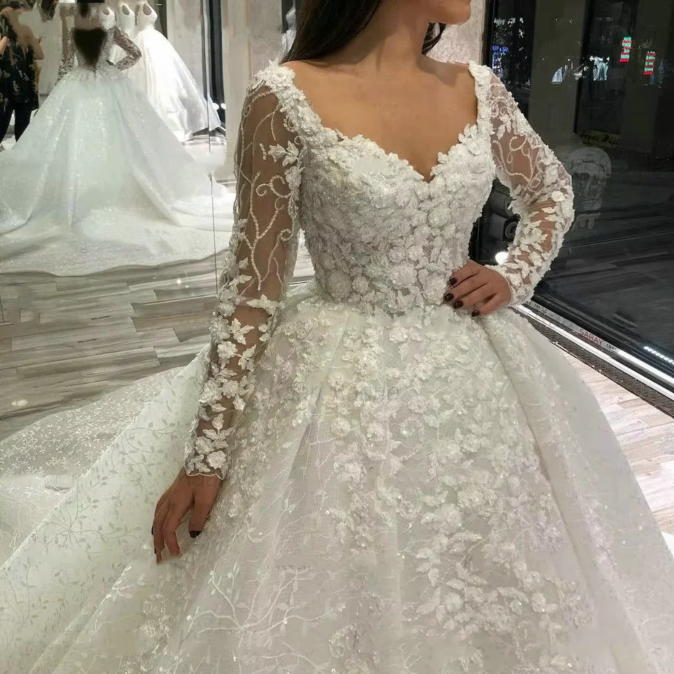 Customized Lace Wedding Dresses Long Sleeves Beaded Appliqued Robe de mariage Ball Gown Bridal Dresses vestido de noiva