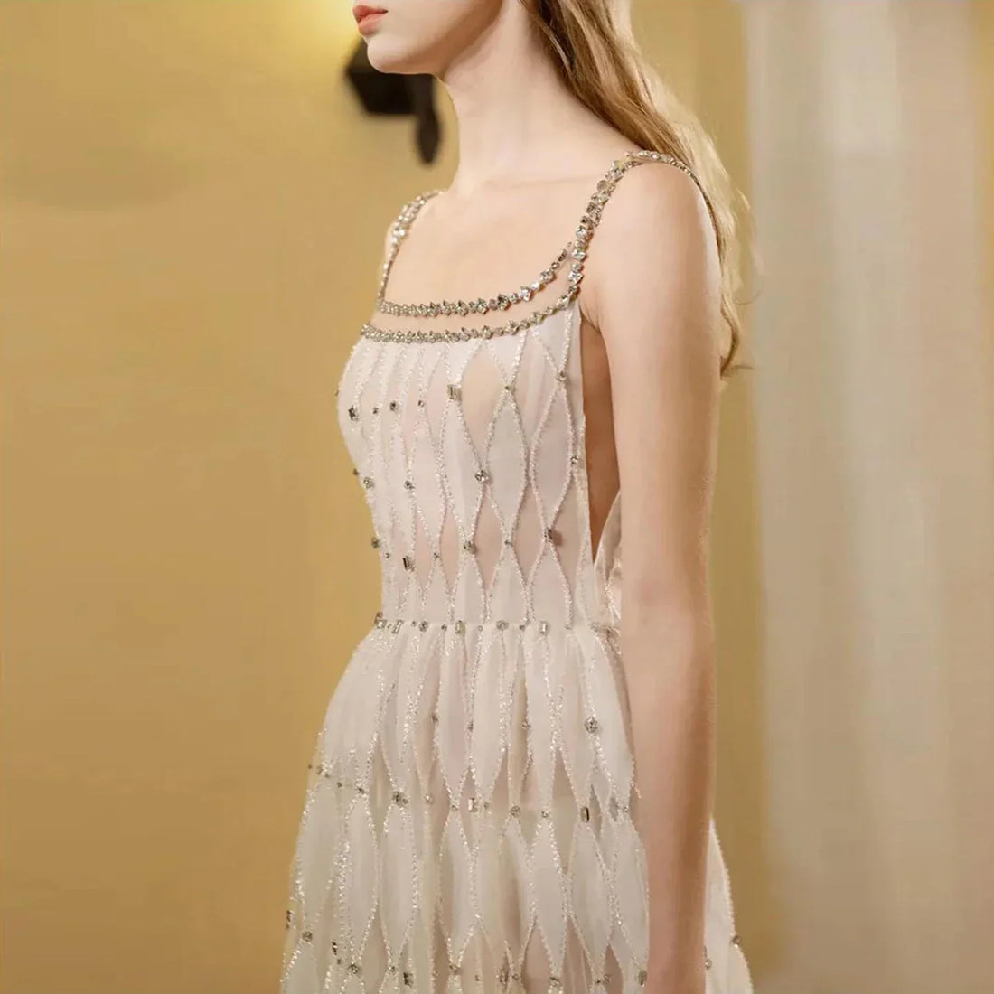Luxury Crystal Dubai White Evening Dresses for Women Wedding Sqaure Neckline Midi Formal Prom Party Gowns SS221