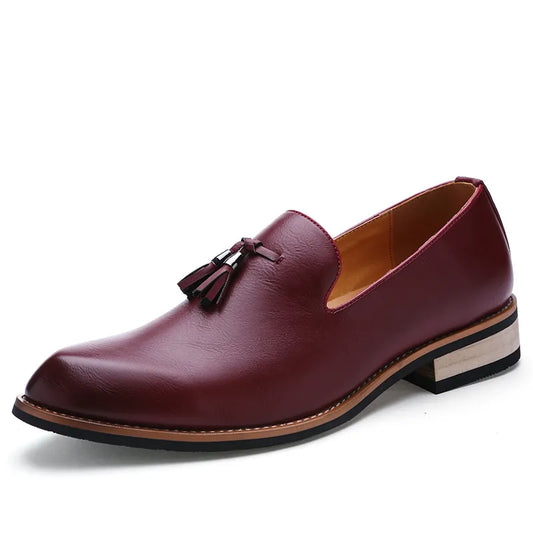 Homens vestidos sapatos cavalheiros estilo britânico tênis de casamento de couro paty masculino de couro oxfords sapatos formais panos zapatos hombre