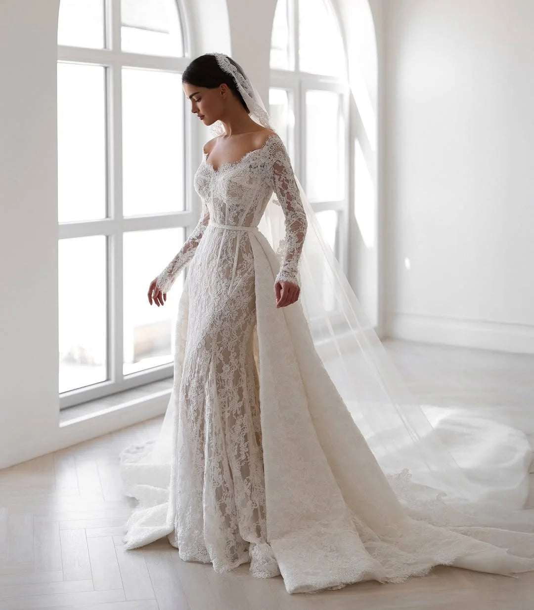 Customised V Neck Mermaid Wedding Dress Detachable Tail Long Sleeve Romantic Lace Appliques Bridal Dress Vestidos De Novia