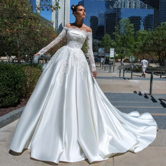 2025 A Line Women's Wedding Dresses Elegant Appliques Lace Bride Gowns Off The Shoulder Long Sleeve Customized Vestido De Noivas