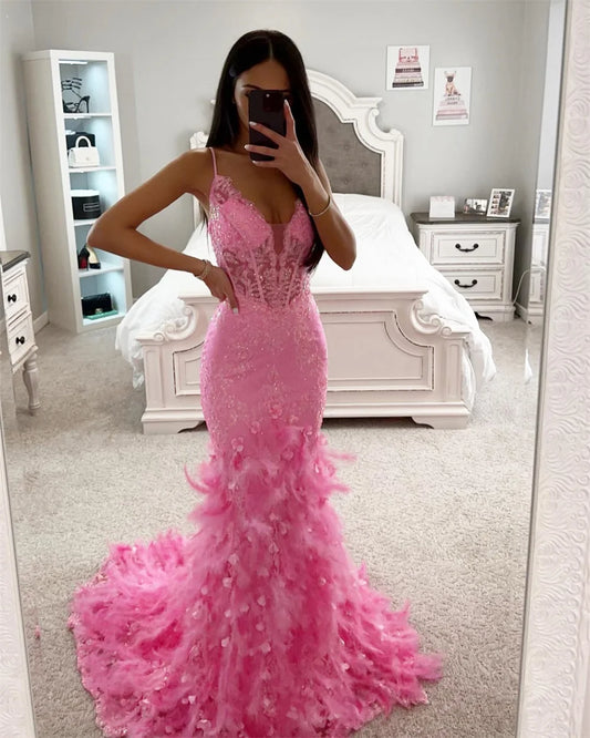 Sansa Luxury Pink Feather Robe Prom Coart en forme de cou Vestidos de Noche Long Tail Spaghetti Strap Sirène Graduation Ball Robe