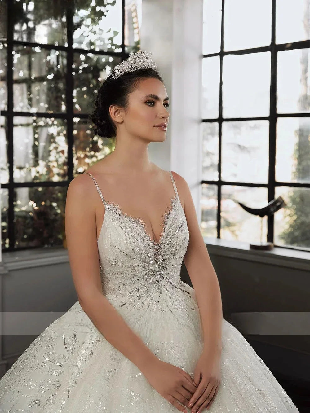 Customize Sparkle Beading Crystals Lace Ball Gown Wedding Dresses Spaghetti Straps Sweetheart For Brides vestidos de novia