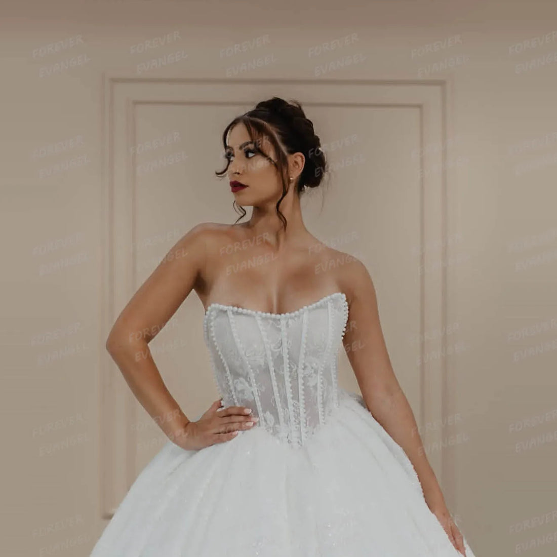 Luxury Wedding Dresses A Line Woman's Appliques Sleeveless Boat Neck Bride Ball Gowns Formal Tulle Customized Vestidos De Novia