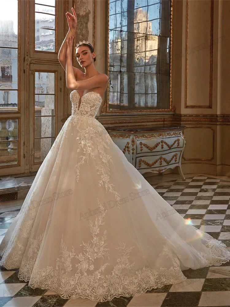 Graceful Wedding Dresses Satin Bridal Gowns Halter Neck Sleeveless Sexy Backless Robes For Bride Glamorous Vestidos De Novia