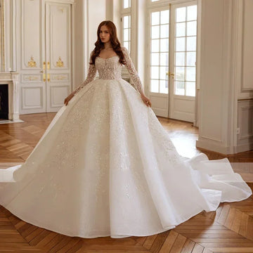 Customized Scoop Neck Long Sleeve Ball Gown Wedding Dress Gorgeous Appliques Embroidery Vintage Bridal Gown Vestido de novia