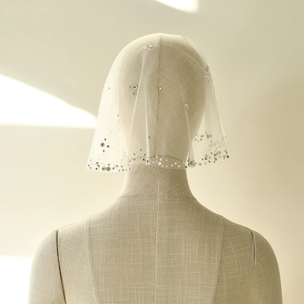Short Crystal Bridal Veil Lace Wedding Veils For Evening Dinner Party Dress Women Gift Hair Accessories Brides Jewelry