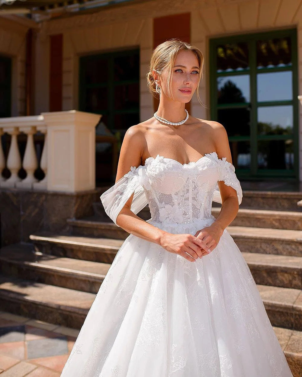 Lace Vintage Wedding Dresses 2025 Appliques Corset Princess A Line Bridal Gown Off Shoulder Sequins Beides Dress Customized