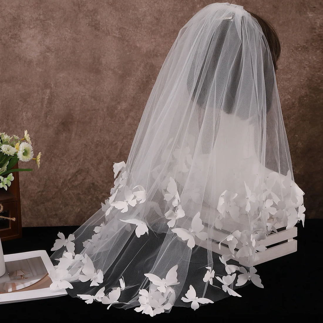 Butterfly Pearl Bridal Veil Lace Wedding Veils For Evening Dinner Party Dress Women Girl Gift Hair Accessories Brides Jewelry