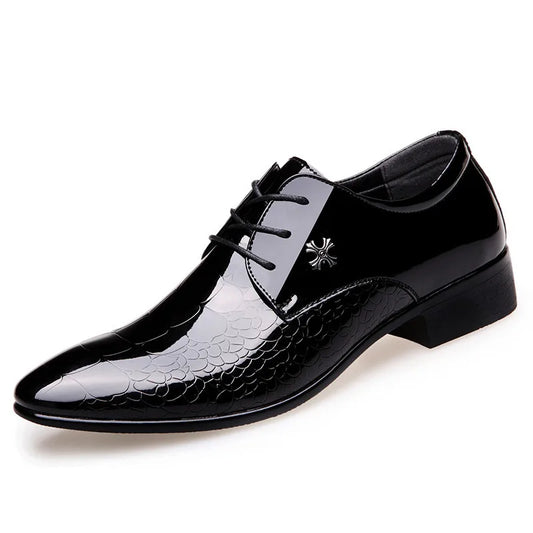 Zapatos italianos de oxford más nuevos para hombres zapatos de boda de cuero de patente de lujo zapatos de vestir de punta puntiaguda