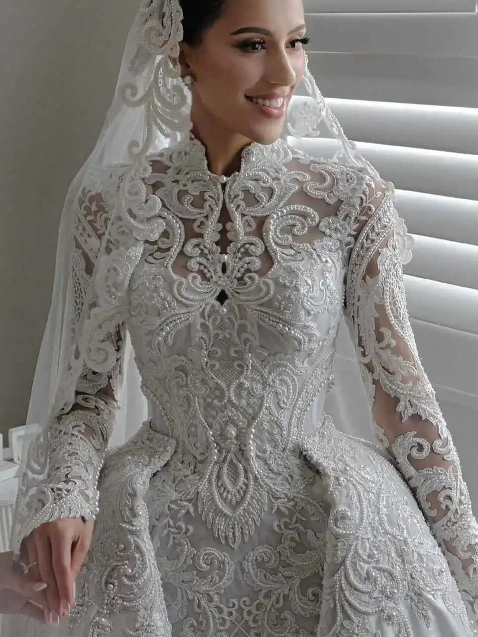 Customzied High collar Long Sleeve Mermaid wedding dress Detachable tail Lace Bridal Gown vestidos de novia amanda novias offi