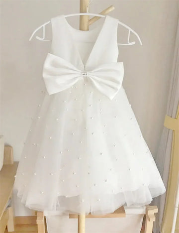 Vestido de chicas de flores de primer vestido de la comunión Tul Características de la tripulación Pearls White sin mangas para la boda Regalo de cumpleaños para niños