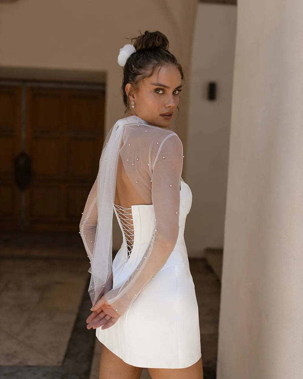 A-Line Mini Wedding Dresses High Neck Sexy Beaded Pearls Illusion Long Sleeves Brides Dresses Short Bridal Gown 2025 Customized