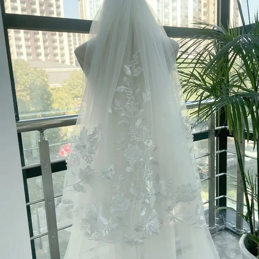 High Quality Vintage Wedding Veil 3M Long Special Cut Royal Bridal With Comb White Lace Appliques Veil Custom Made Accessories