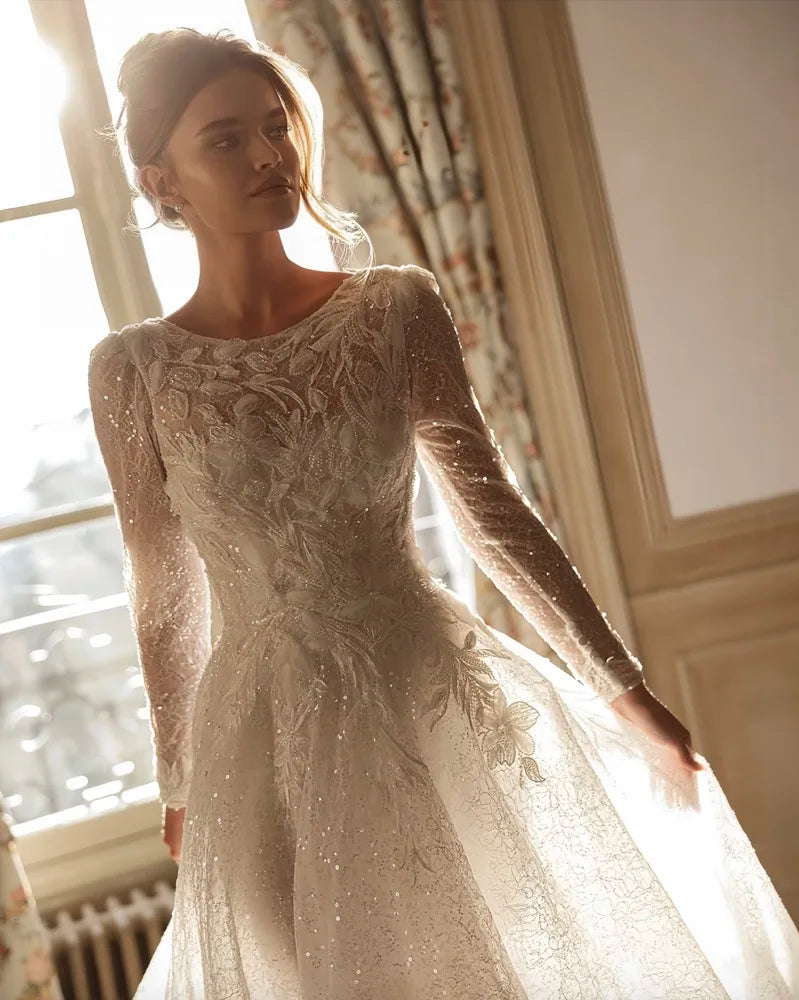 Customize Luxury Wedding Dress, Spoon Collar, Long Sleeve, A-line dress, Princess wedding dress. amanda novias 2025