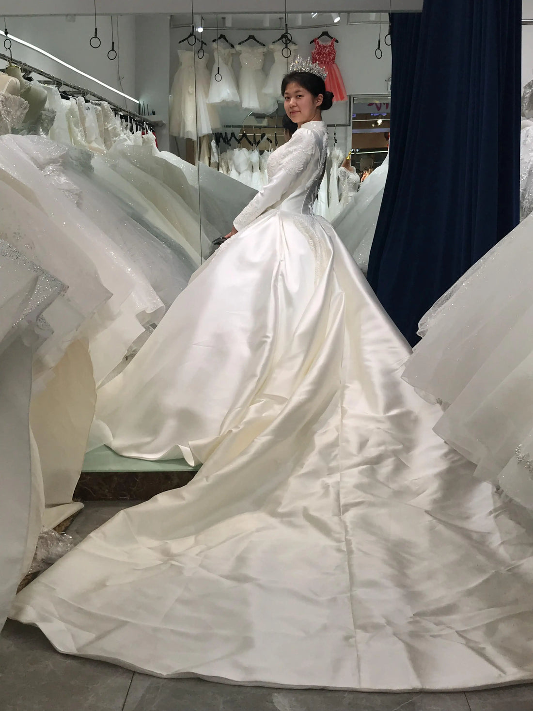 Kisswhite Xlove Collection Customized 7-15days Ship It Out  New Design High Neck Muslim Wedding Dress Satin Crystals Ball Gown