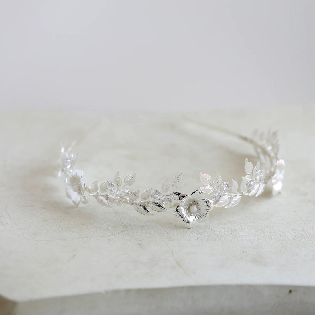 Bridal Hair Jewelry Flower Leaf Headband Hairband Silver Color Headpiece For Brides Women Headdress Headwear Wedding Accessories