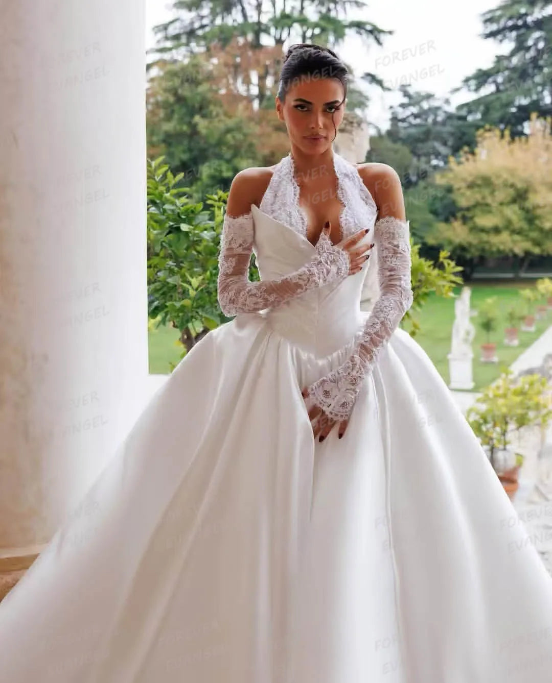 Luxury Wedding Dresses Woman A Line Sleeveless Lace V Neck Backless Bride Gowns Customized Satin Formal Vestidos De Novia Party