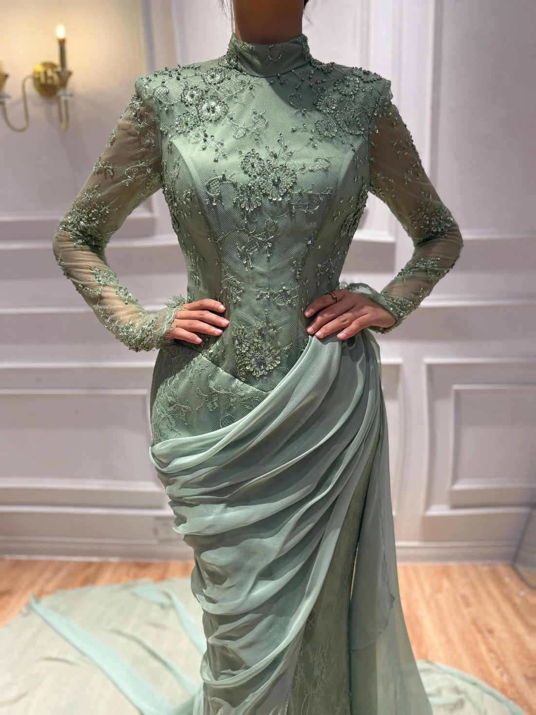 Formal Evening Gowns Luxury Sage Green Appliques Evening Dress Long Sleeves Modest Formal Party Dress