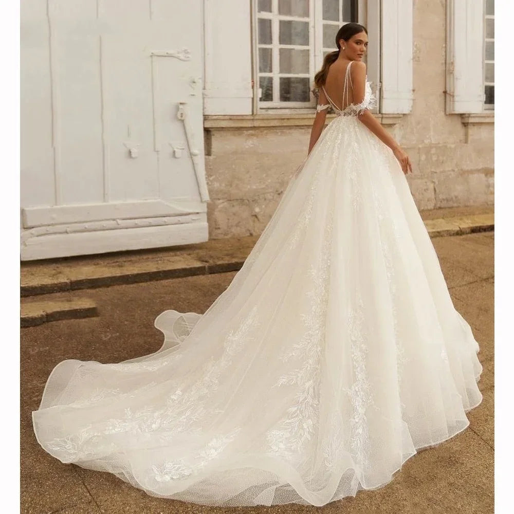 Customized   V Neck Wedding Dress Backless Lace Appliques A-Line Shiny Off Shoulder Bride Gown Princess Vestido de Noiva 2025